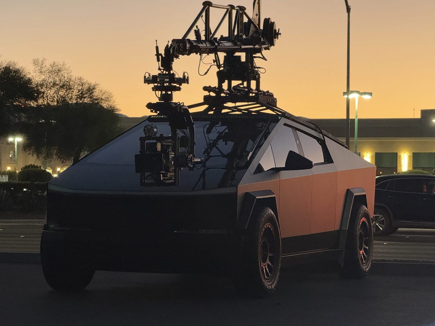 Tesla Cyberbeast Cybertruck with Russian Arm mounted.